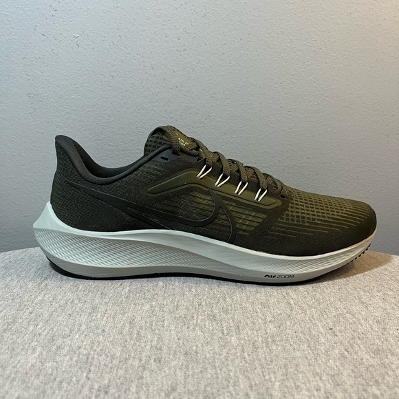 Nike Air Zoom Pegasus 39 Cargo Khaki Running Men's Shoe Size 12 DH4071-300